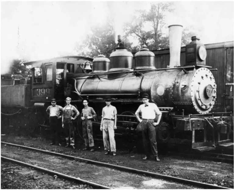 An image of the first passenger to arrive in Charlotte.