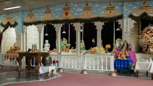 An image of the Hindu Center.