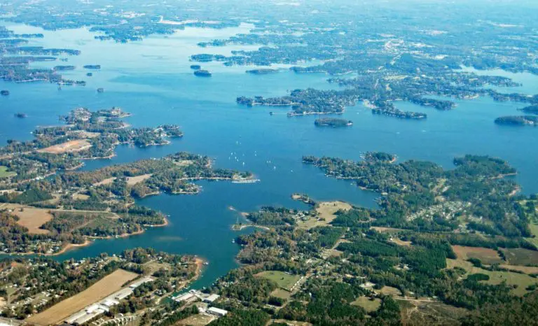 An aerial image of Lake Norman.