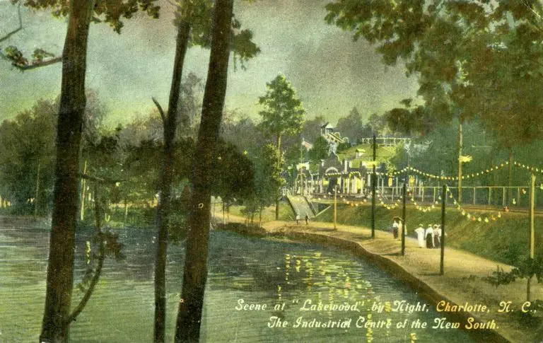 A postcard of Lakewood Park.