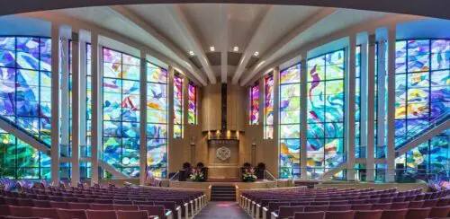 A photo of the sanctuary at Temple Israel.