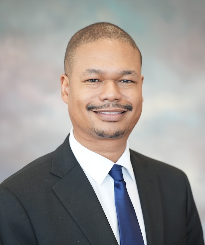 Photo of Robert Greene II, podcast co-host